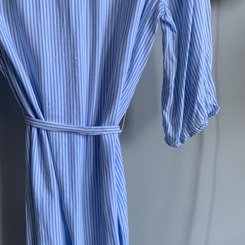 H&M Button Up Dress - Blue and White Stripe in size 2 - Picture 6 of 8